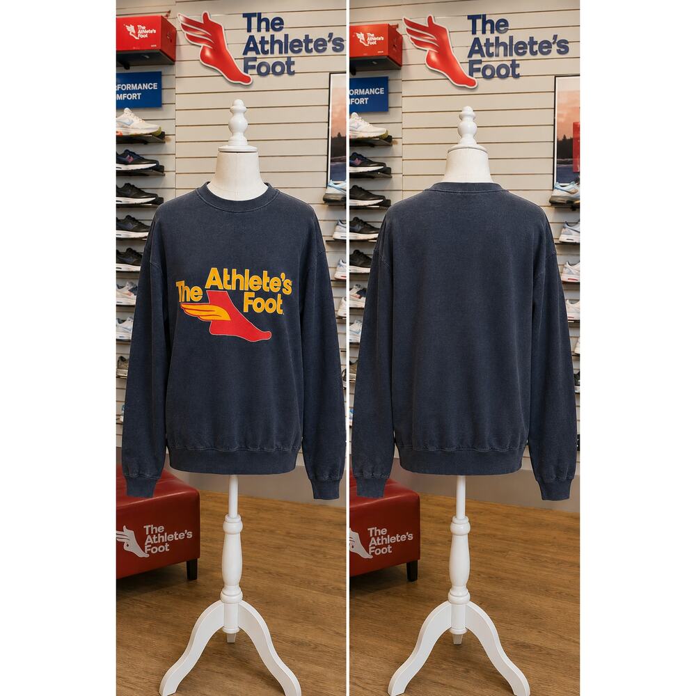 Vintage 80s Athlete’s Foot Velva Sheen USA Sweatshirt Adult M Graphic Logo